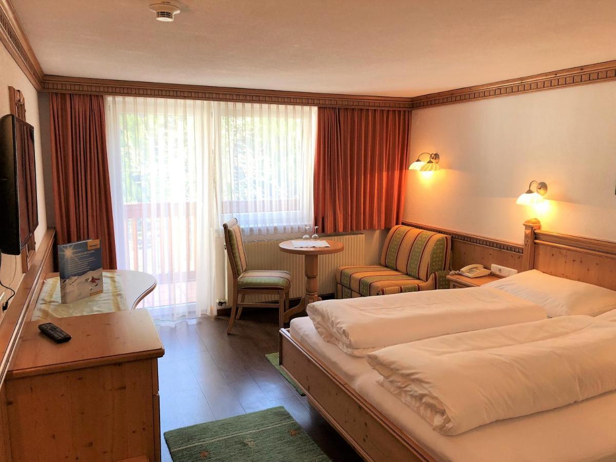 Hotel Garni Central - Zimmer - Studios - Apartments Kappl  Exterior photo